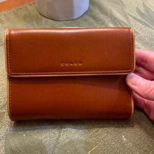 Wallet Sold not available.